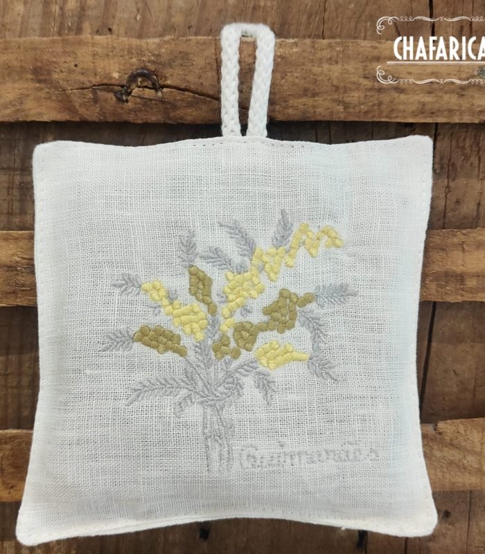 Almofada de Lavanda Bordado Flores - Image 1