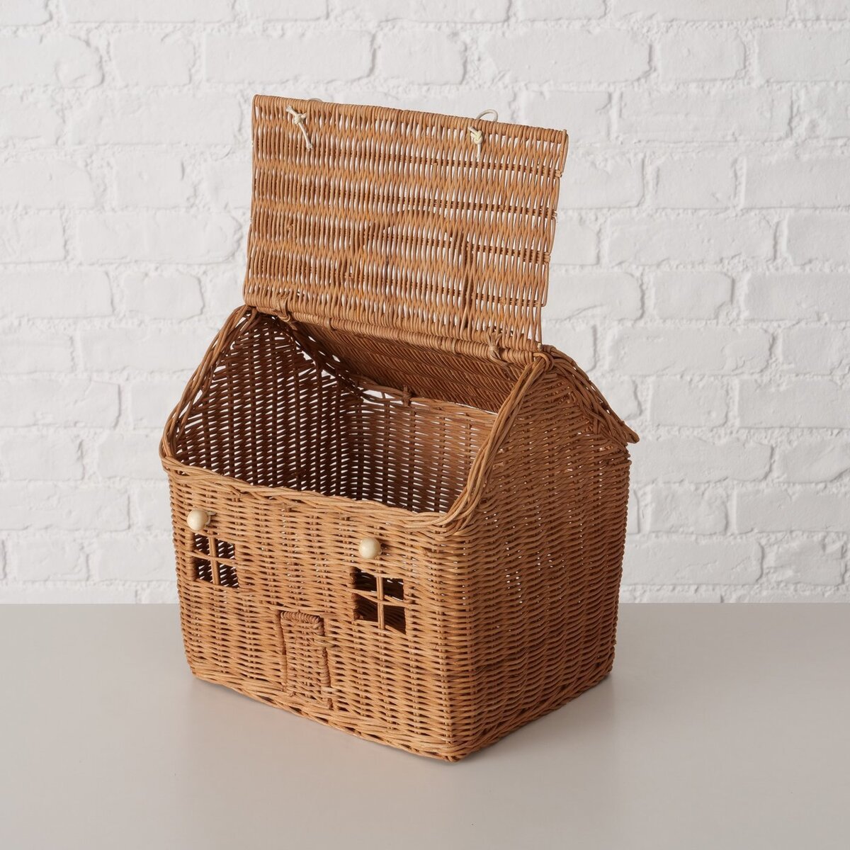 2061653-chafarica-guimaraes-portugal-casa-house-cesta-rafia-decor-casa-1 Cesta de Casa - Image 2