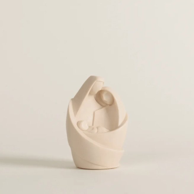 chafarica-guimaraes-portugal-PRESEPIO-NATAL-NATIVIDADE-REIS-MAGOS-SAGRADA-FAMILIA-cera-aromatica-aromatic-sense-portuguese-brand-marca-portuguesa-manulena-peça-pequena Peça Decorativa Aromática Sagrada Família Pequena 2024 - Image 1