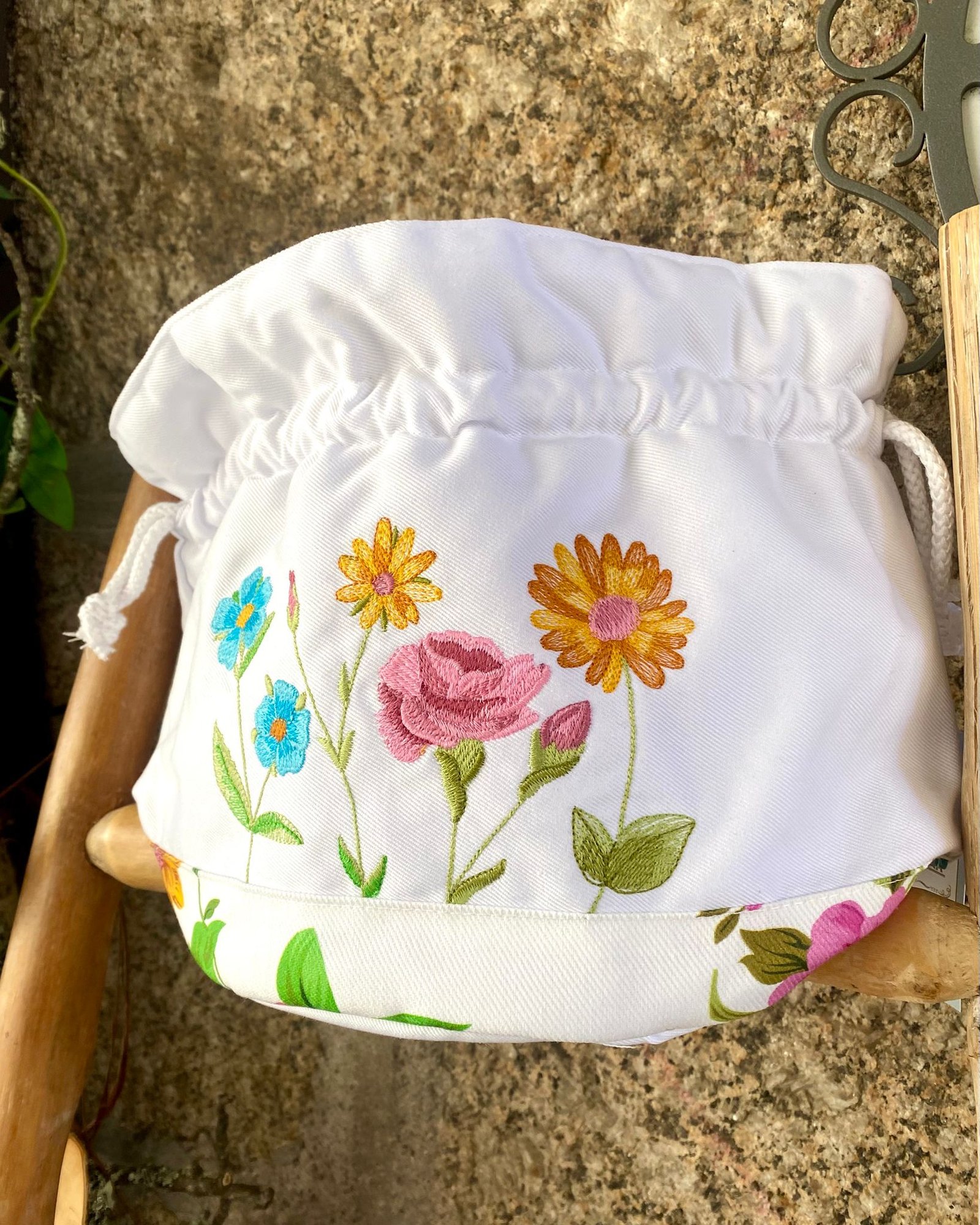 Saco do Pão com Bordado – Coleção Flores