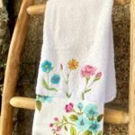 Pano de Felpo com Bordado - Coleção Flores